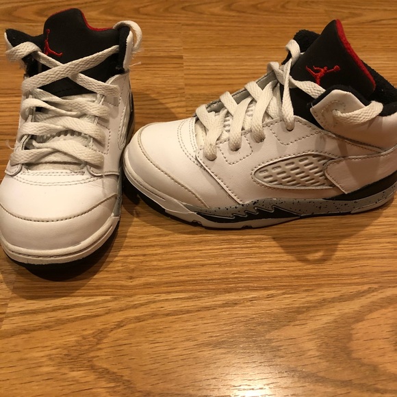 Jordan’s - Picture 2 of 3